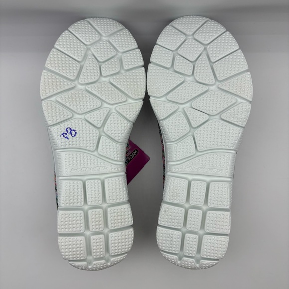 SKECHERS RELAXED FIT AIR-COOLED MEMORY FOAM SLIP ON WOMEN WALKNG COMFY Size 8 - Picture 11 of 12